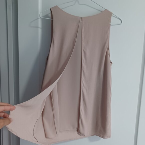 Babaton sleeveless blouse - Picture 6 of 13
